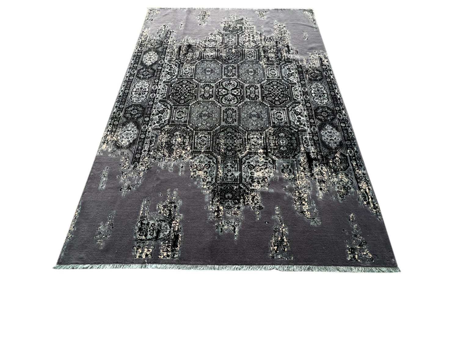 فرش پشمی ماشینی طبیعی و ارگانیک کد 0127 - زمینه طوسی کم رنگ - حاشیه طوسی کم رنگ