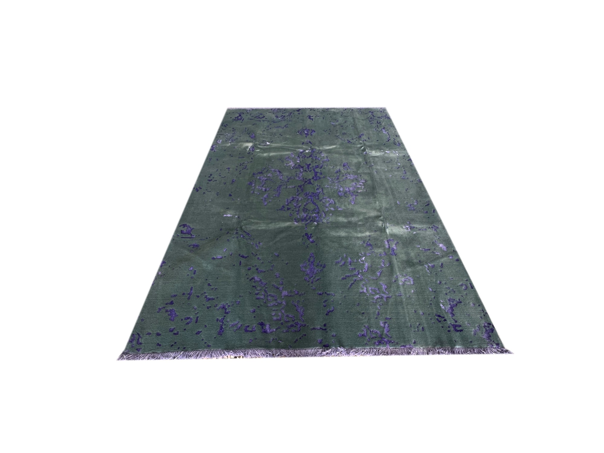 فرش پشمی ماشینی طبیعی و ارگانیک کد 0097 - زمینه سبز پر رنگ - حاشیه بنفش